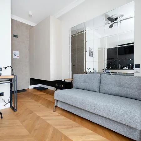 Piotrkowska Deluxe Apartment