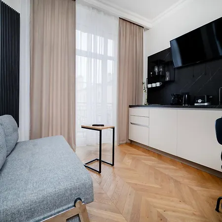 Apartment Piotrkowska Deluxe Lodz